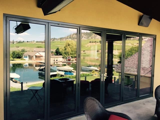 3 + 3 folding door configuration