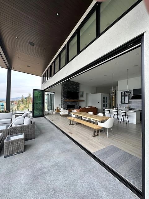 9 + 0 folding door configuration